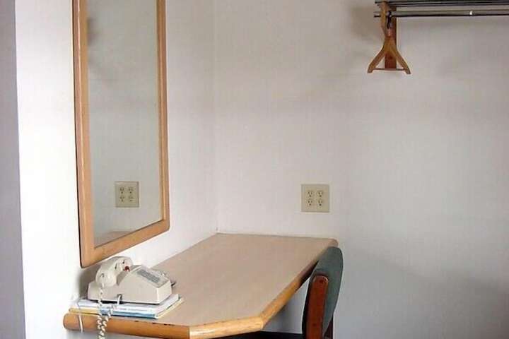 Room 44 of 67