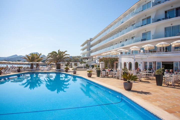 Pool Hotel