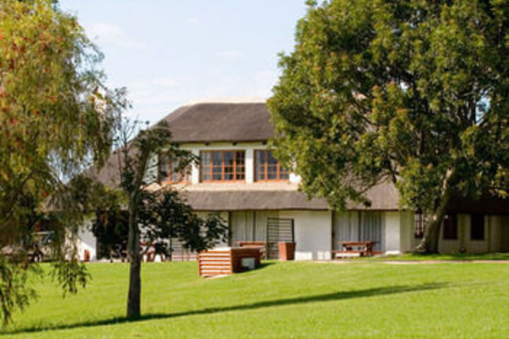 Antlers Country Lodge