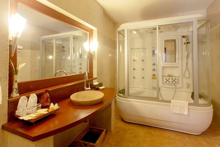 Room 44 of 91