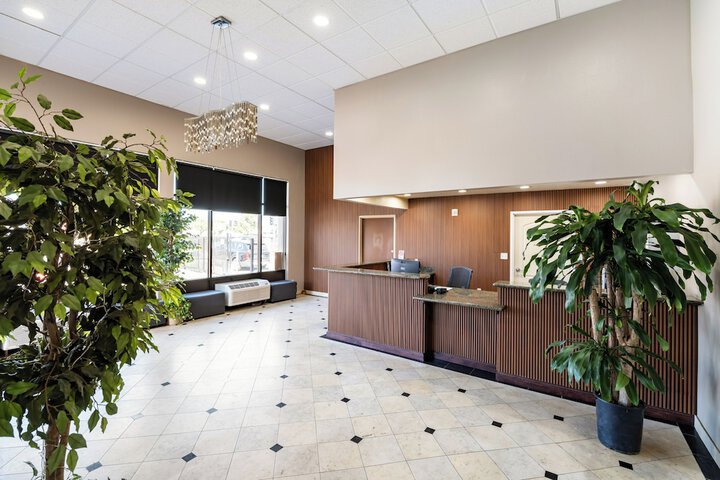 Hotel Interior 4 of 18