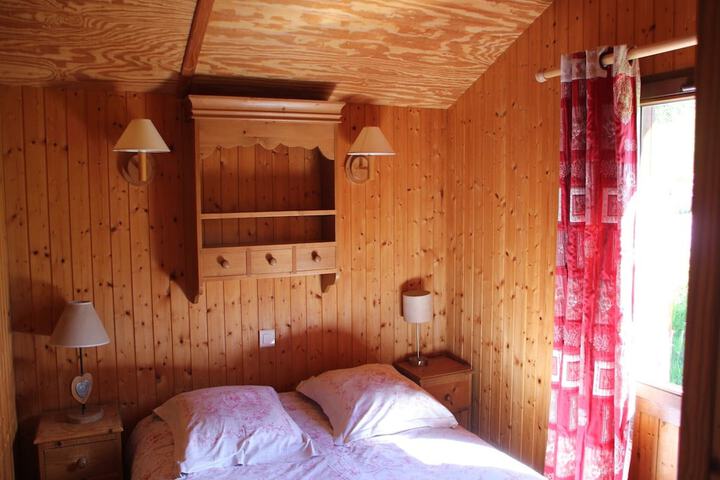 Room 6 of 95