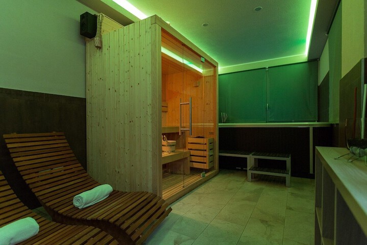 Spa 41 of 53