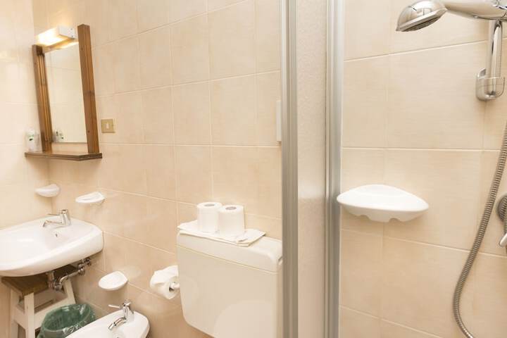 Clean Restrooms