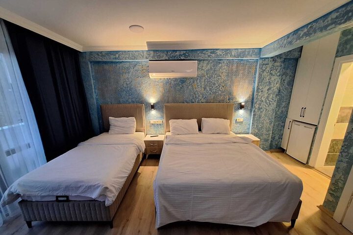Room 48 of 73