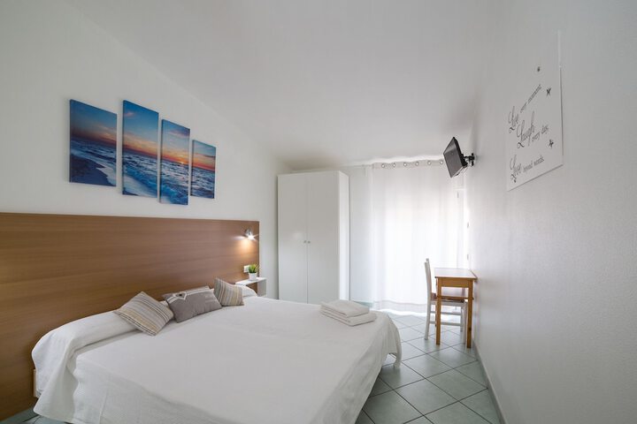 Room 20 of 36