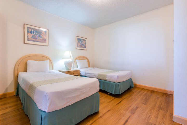 Room 28 of 85