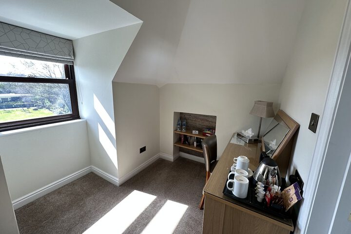 Room 15 of 73