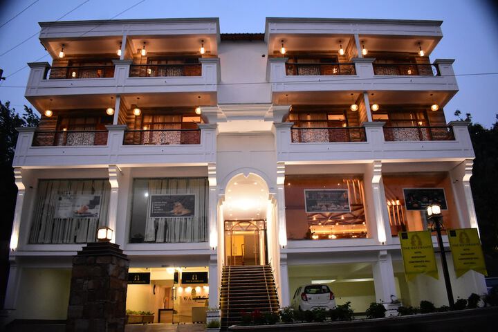 Aaroham The Watergate Hotel in Nainital
