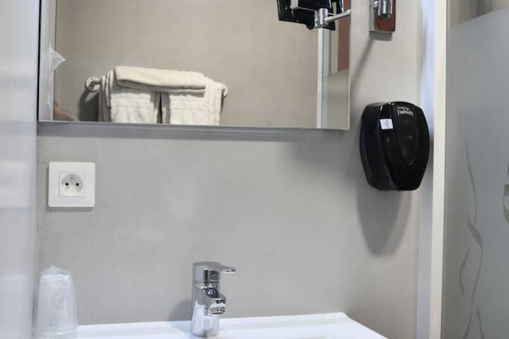 Clean Restrooms