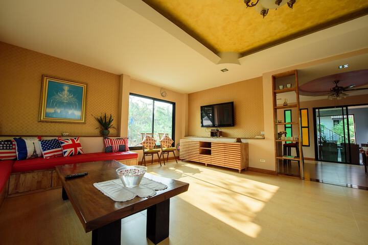Room 18 of 36