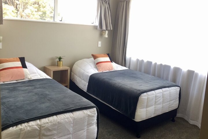 Room 4 of 39