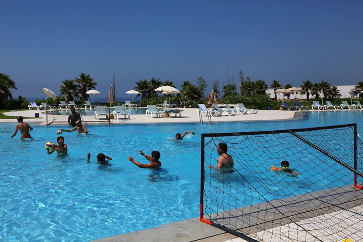 Pool 60 of 147