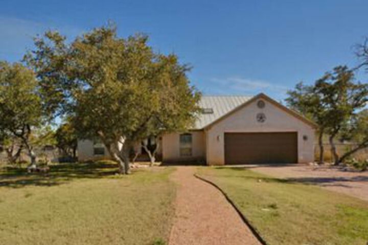 Photo of 4BR 3BA Spicewood House with Impressive Views by RedAwning
