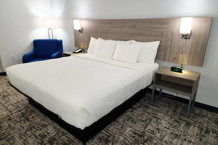 Room 31 of 60