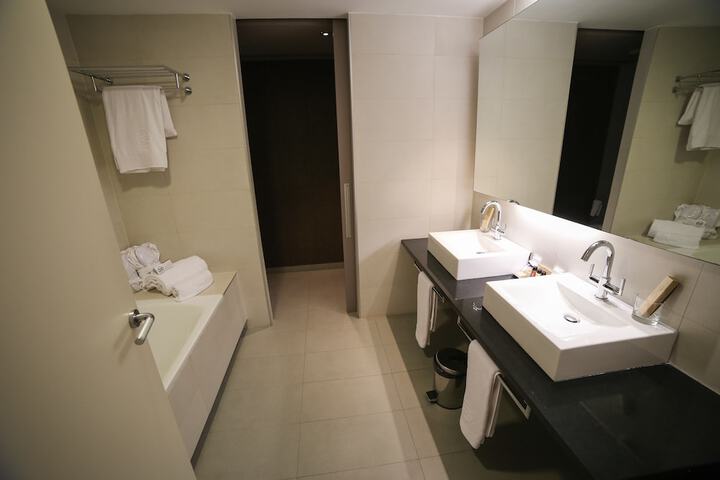 Room 55 of 105
