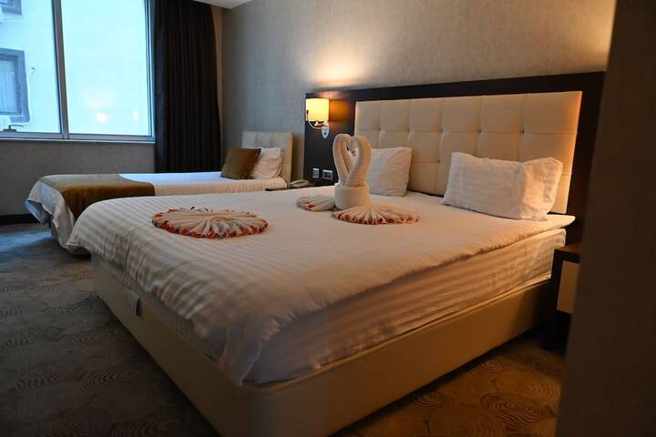 Room 10 of 101