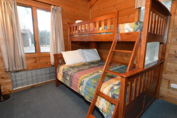 Room 34 of 39