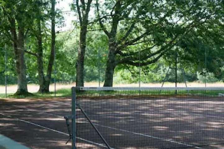 Tennis court