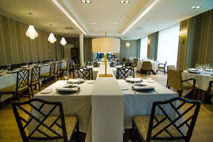 Dining 90 of 138