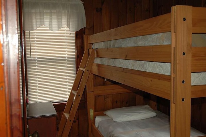 Room 48 of 93