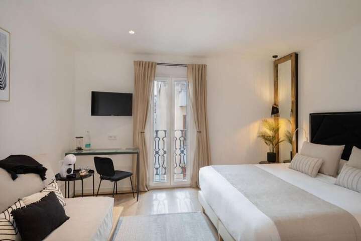 Room 18 of 29