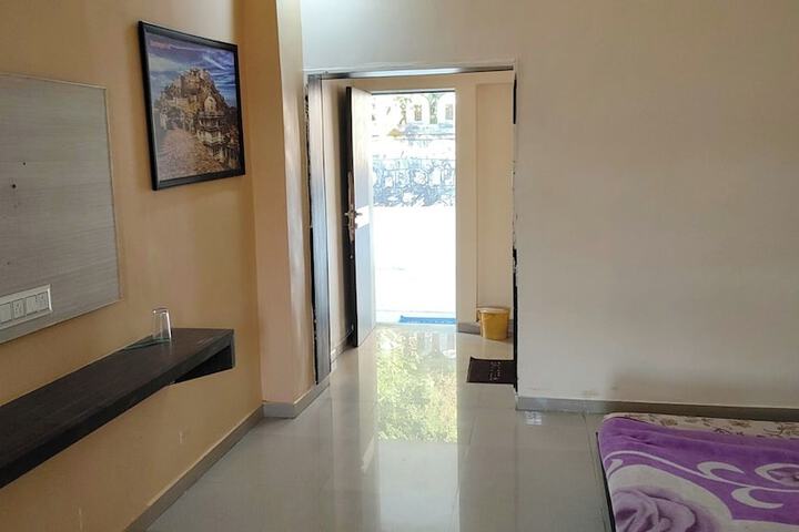Room 29 of 124