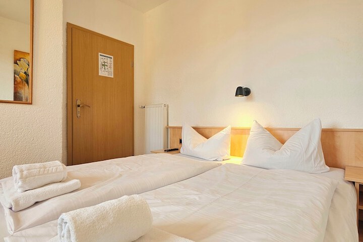 Room 36 of 96