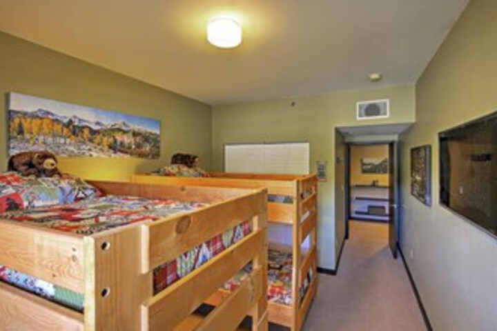 Room 18 of 19
