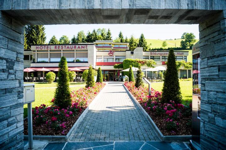 General 7 of 100