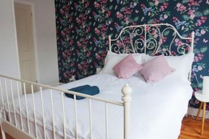 Room 18 of 35