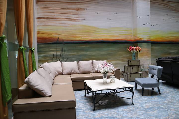 Ballroom/Hall 78 of 90
