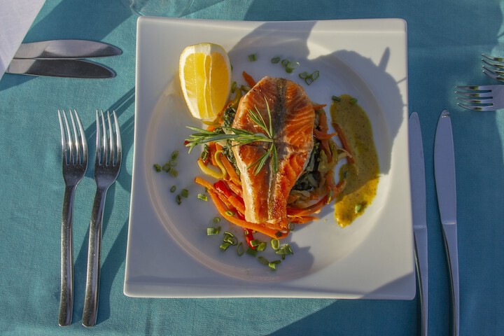 Dining 119 of 182