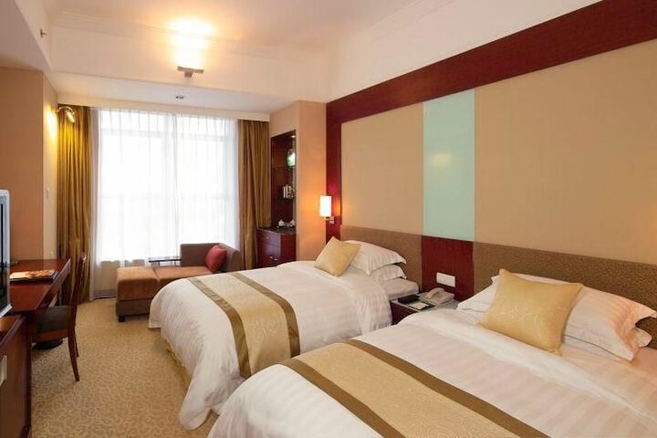 Room 5 of 22