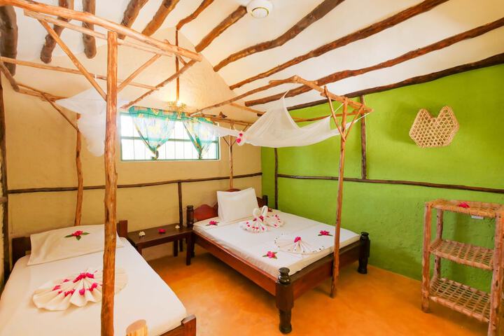 Room 15 of 112