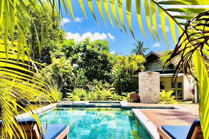 Pool 21 of 27