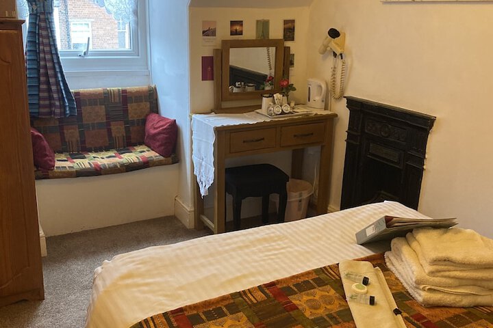 Room 44 of 73