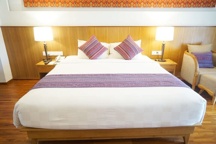 Room 33 of 111