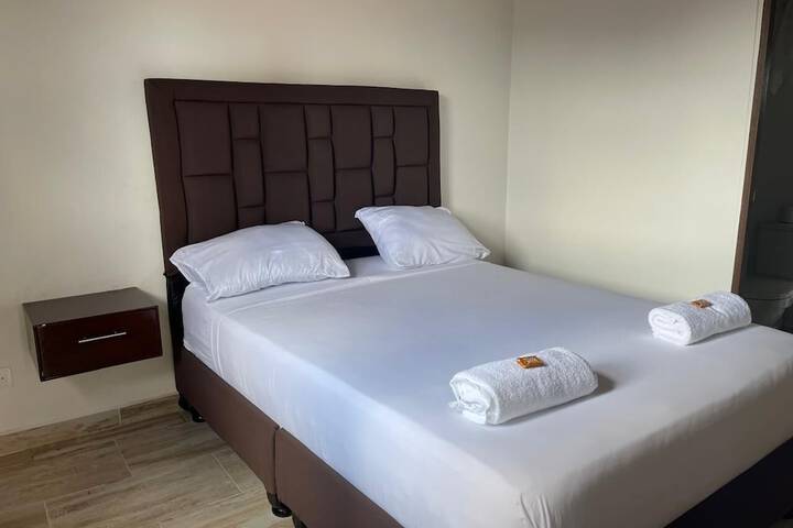 Room 4 of 5