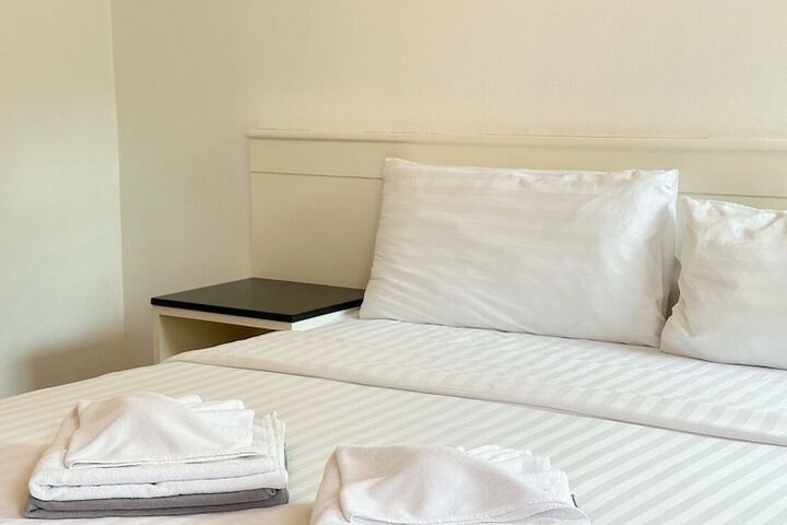 Room 17 of 112