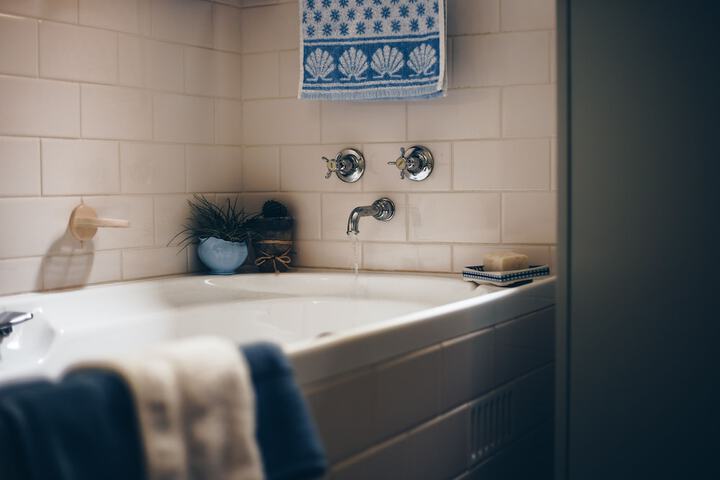 Room 13 of 21