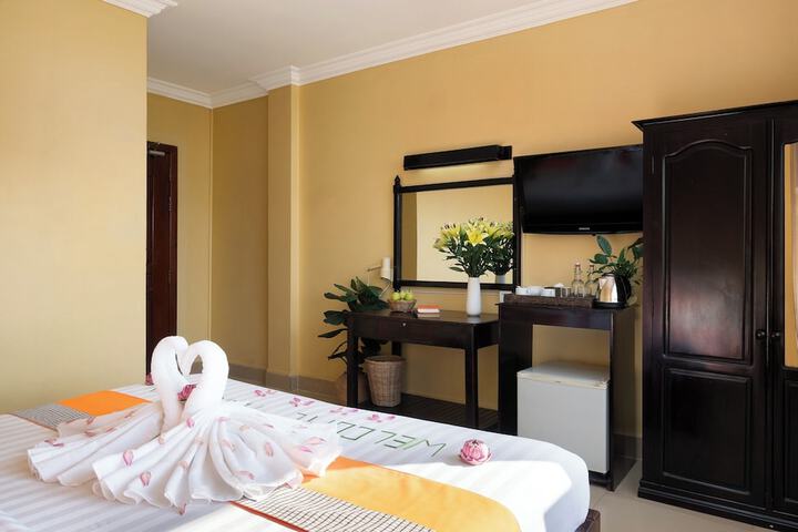 Room 15 of 52