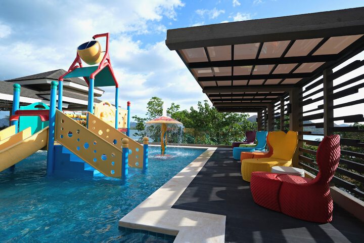 Pool 57 of 113