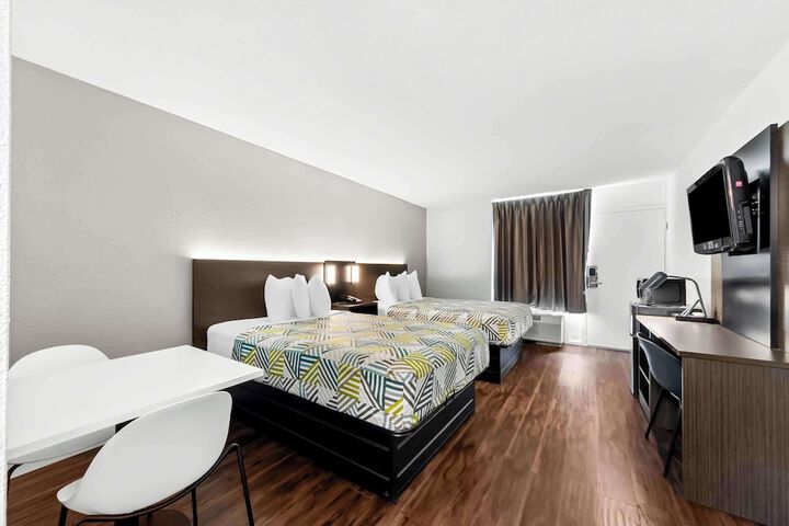 Room 14 of 30