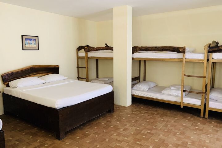 Room 15 of 238