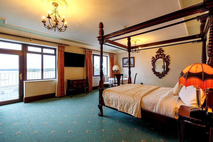 Room 7 of 36