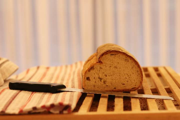 Dining 32 of 50