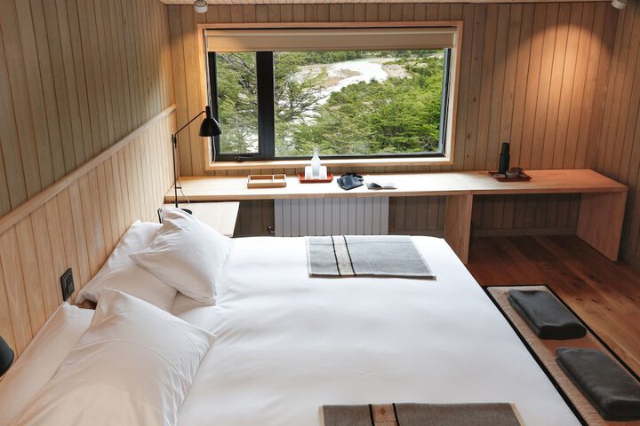 Room 5 of 28