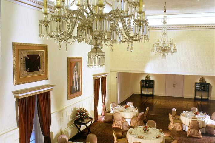 Ballroom/Hall 88 of 140