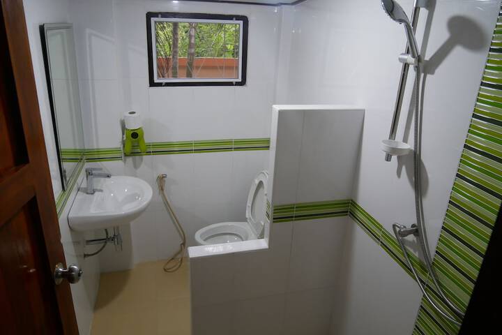 Room 12 of 39
